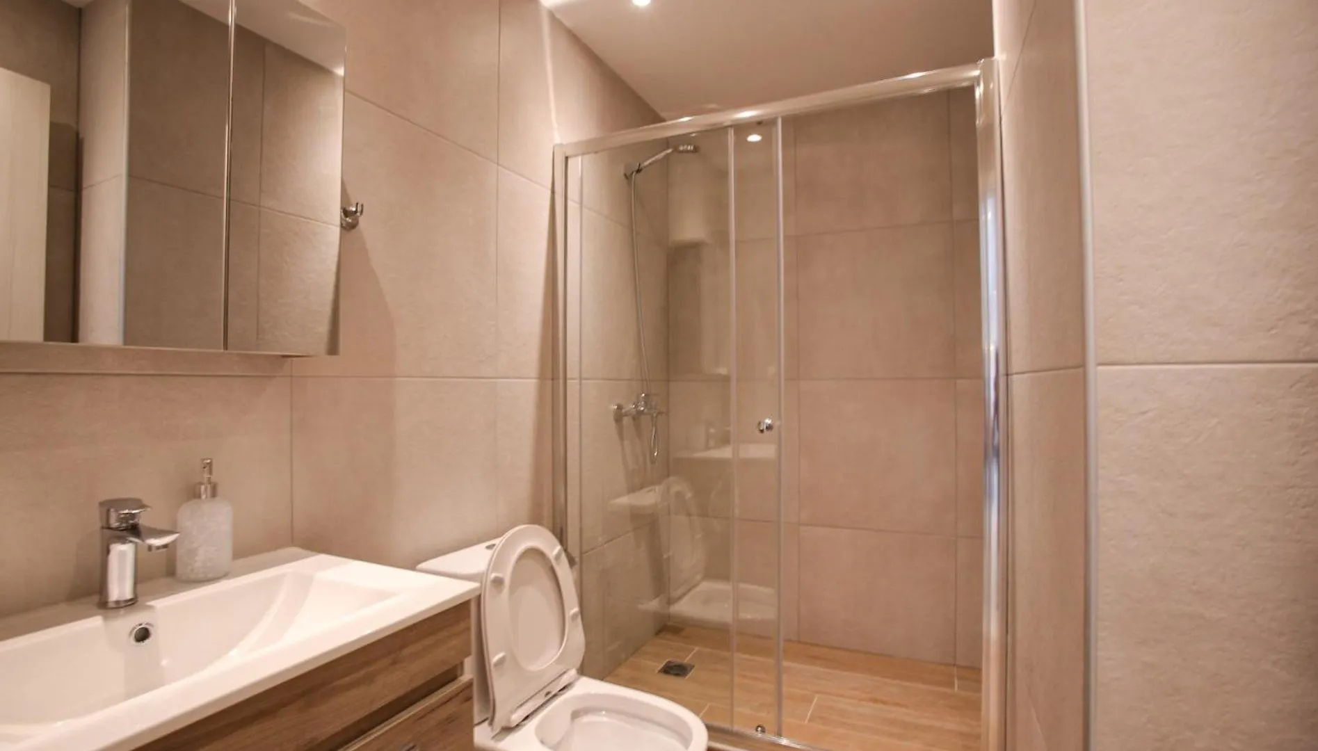 Palama Vibes By Proliving Hospitality Thessaloniki 0*,  Greece